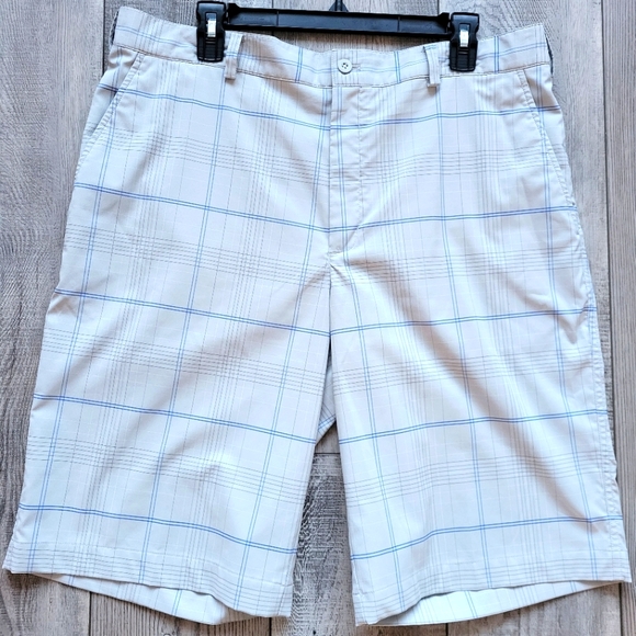 Nike Other - Men's Nike golf shorts